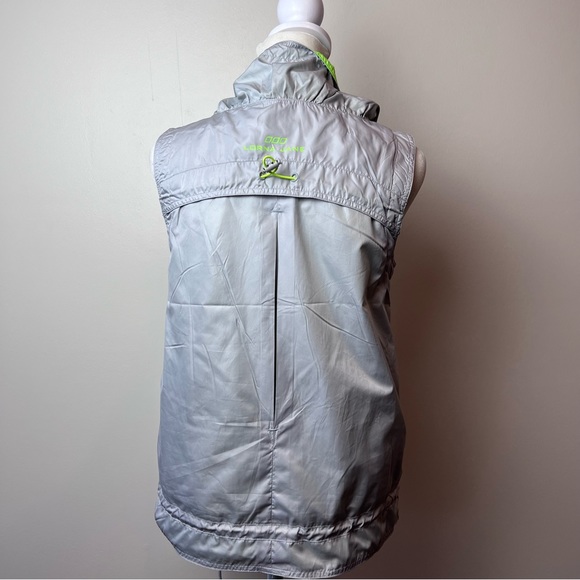 LORNA JANE mesh lined windbreaker running VEST - Picture 3 of 6